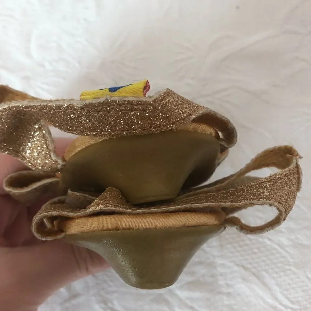 5/$15 SALE BUILD-A-BEAR WORKSHOP Gold Glitter Heeled Sandals Dress Up
